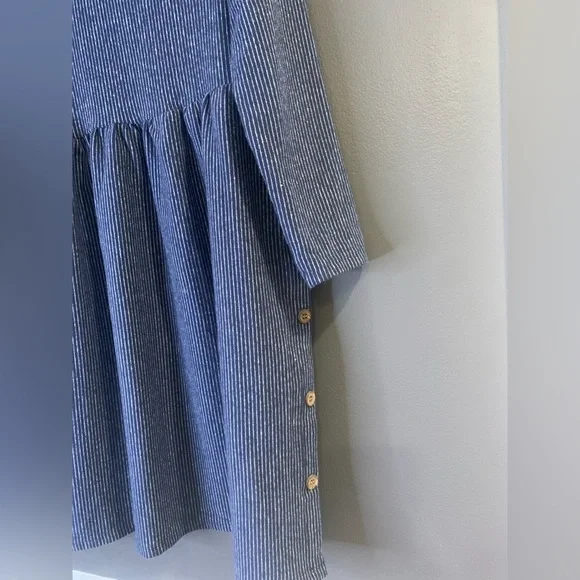 Vignette Madison Dress Blue Striped Kids  Navy Dress size 8Y - Picture 5 of 5